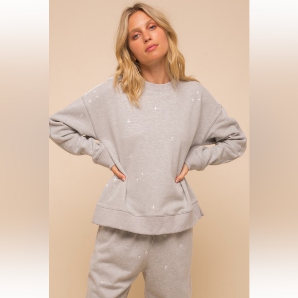 291. Hem & Thread Embroidered Jogger Pant/Side Slit Sweatshirt Set NWT - Picture 14 of 14